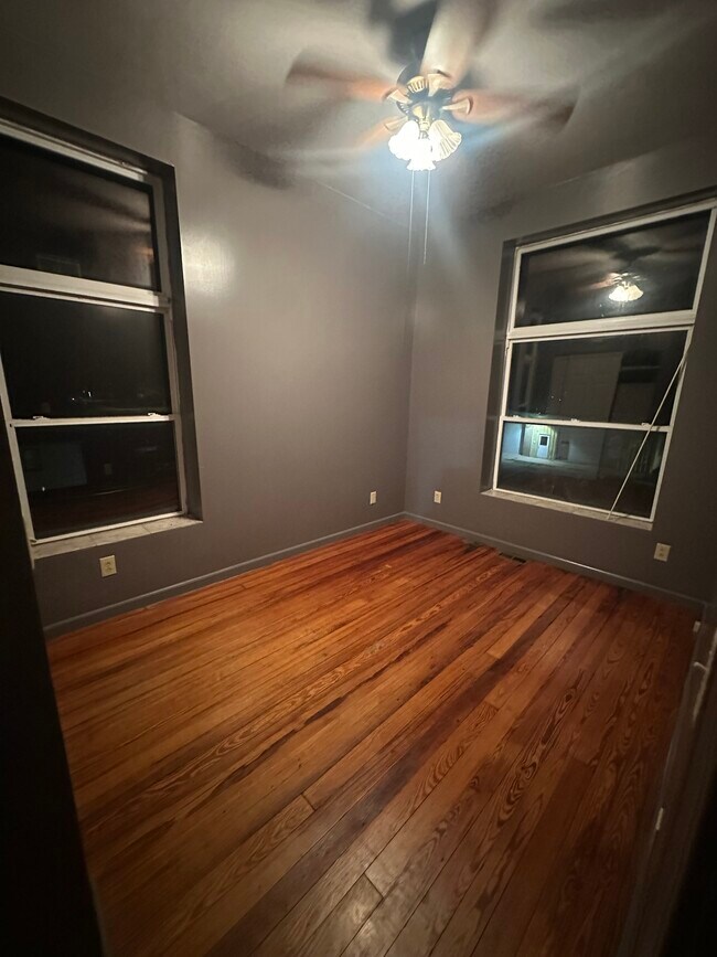 998 Il-96 unit 1-4, Lomax, IL 61454 - photo 6