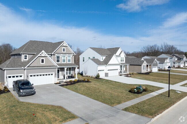 Newer housing developments with colonial style homes are available in Wadsworth.