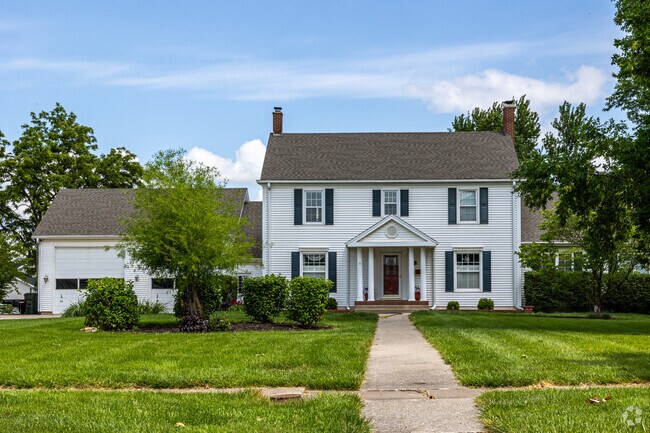 Houses closer to downtown Cameron are typically from the late 1800s to mid-1900s and some sport a colonial style.