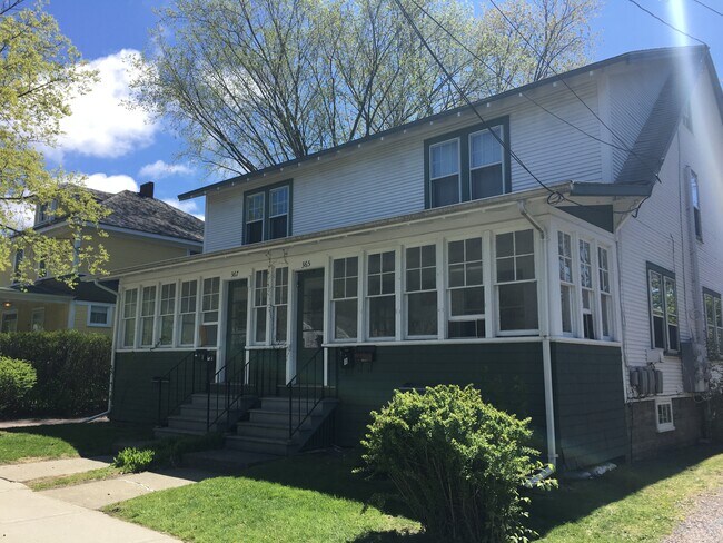 365 Flynn Ave unit 365 Flynn 2, Burlington, VT 05401 - photo 2