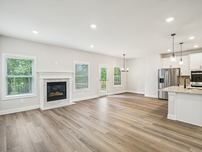 151 Martin Spring Rd, Lawrenceville, GA 30045 - photo 6