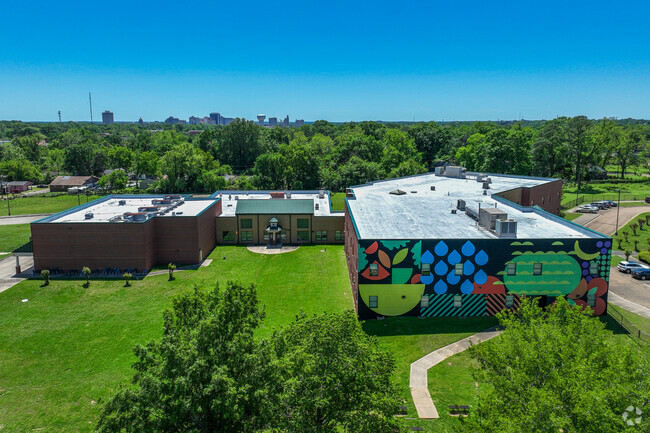 Galloway Elementary School serves students in the Jackson area.