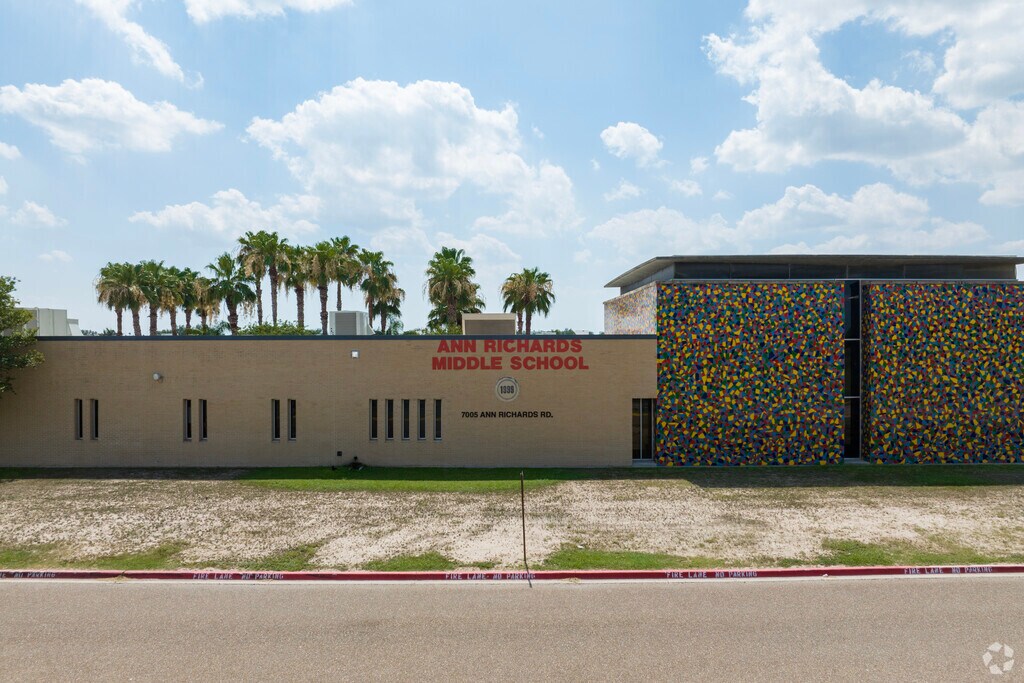 Ann Richards Middle School hosts grades 6th thru 8th grade in the Mission, Tx area.