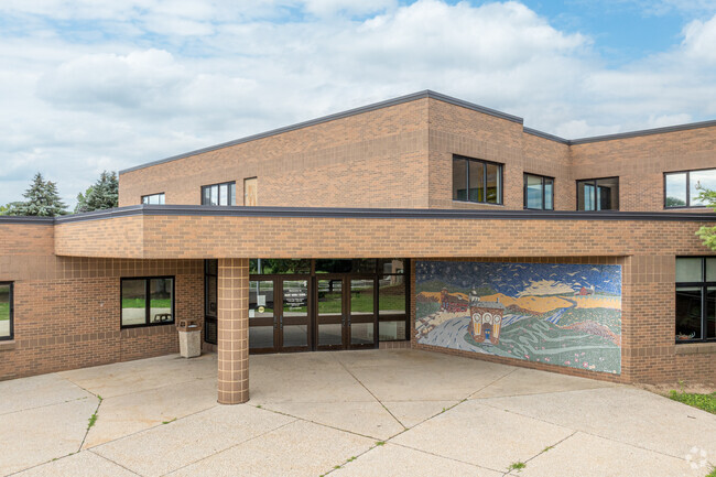Grant Middle School is located in Grant, Michigan.