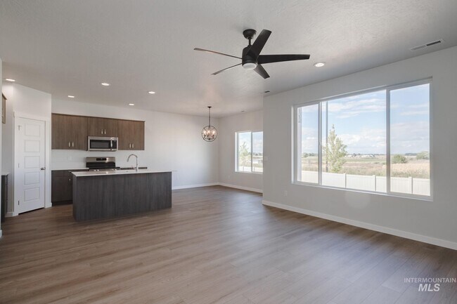 7089 S Old Farm Ave, Meridian, ID 83642 - photo 7