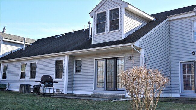 217 Deer Run Trail unit 217, Manchester, CT 06042 - photo 7