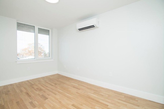 336 Harvard St unit 6, Cambridge, MA 02139 - photo 4