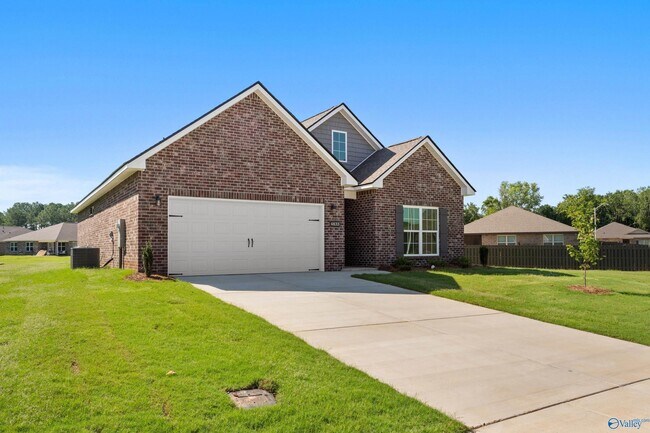 4833 Benjamins Bloom Loop NW, Huntsville, AL 35810 - photo 5