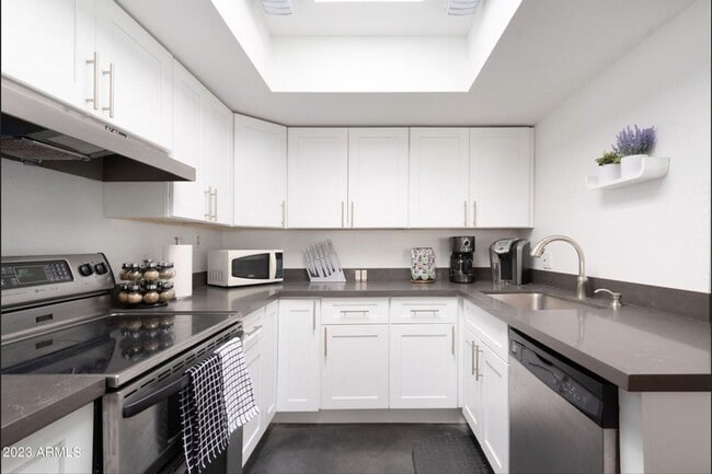 2516 E 5th Place, Tempe, AZ 85288 - photo 2