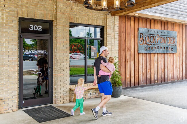The Black Powder Smokehouse serves top brisket to Frazier Marsh and nearby residents.