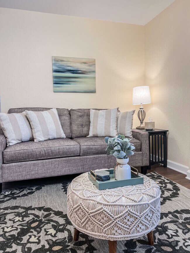 617 N 8th St unit 4, Sheboygan, WI 53081 - photo 3