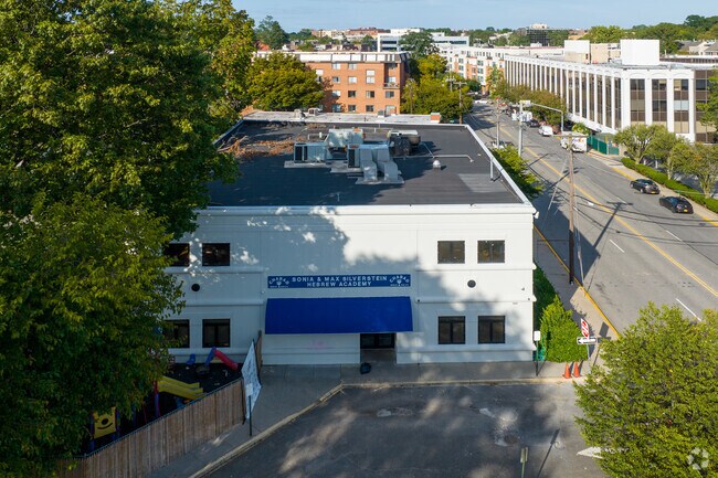 Silverstein Hebrew Academy is committed to provide best schooling for Jewish community