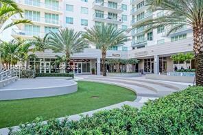7661 NW 107th Ave Unit 401, Doral, FL 33178