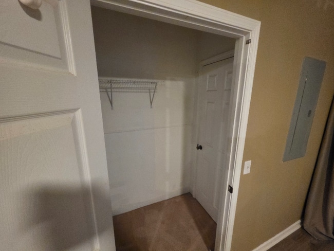 3374 Royal Oaks Dr, Gainesville, GA 30506 - photo 4