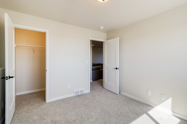 Basement Bedroom2_1.jpg