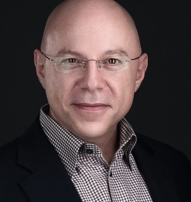Agent Photo