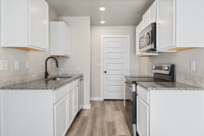 8902 Surveyor Rd, Amarillo, TX 79124 - photo 5