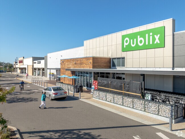 Publix provides a one-stop grocery experience for residents of Medulla.