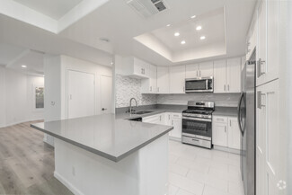 14859 Moorpark St, Sherman Oaks, CA 91403
