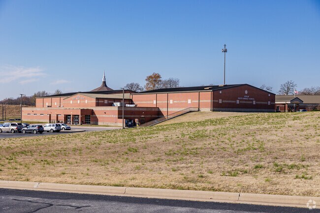 South Middle School is part of the Joplin Public Schools.