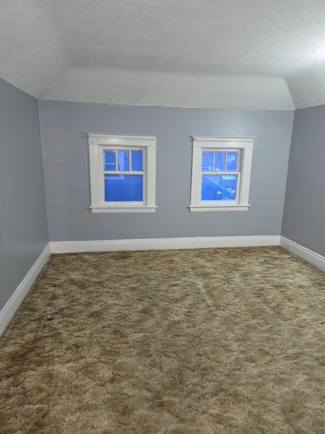 3093 N Michigan Ave unit Condo3, Saginaw, MI 48604 - photo 6