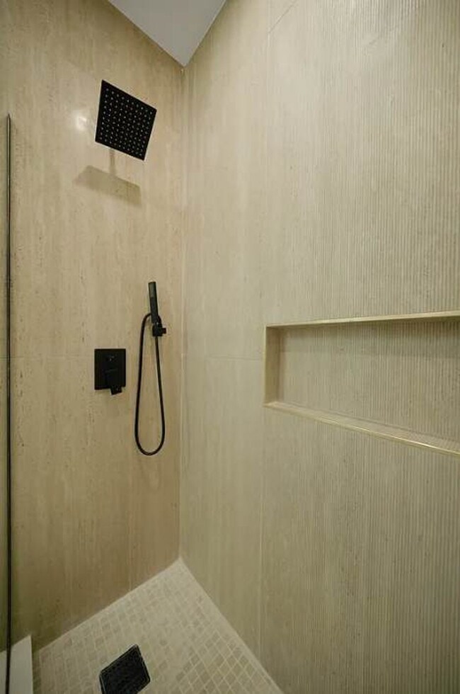 19 St Marks Place unit ID1352412P, New York, NY 10003 - photo 4