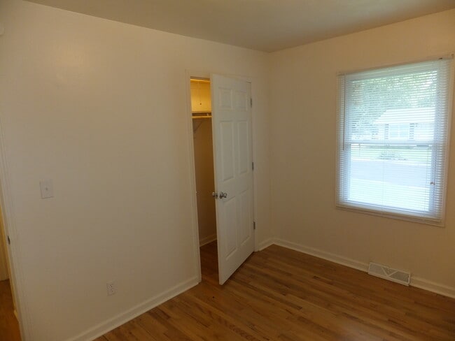 2323 E Bearfield Subdivision, Columbia, MO 65201 - photo 5