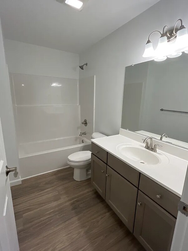 156 Grove Ave, Groton, CT 06340 - photo 7