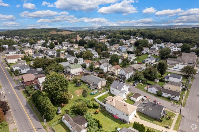 An aerial view of Throop reveals nicely sized lots for homes.