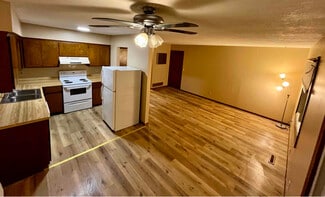 2570 Ruth St Unit A, Little Canada, MN 55117