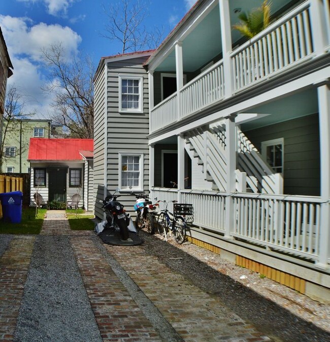 15 Sires St, Charleston, SC 29403 - photo 3