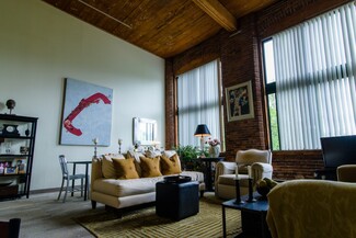 20 W Canal St, Winooski, VT 05404