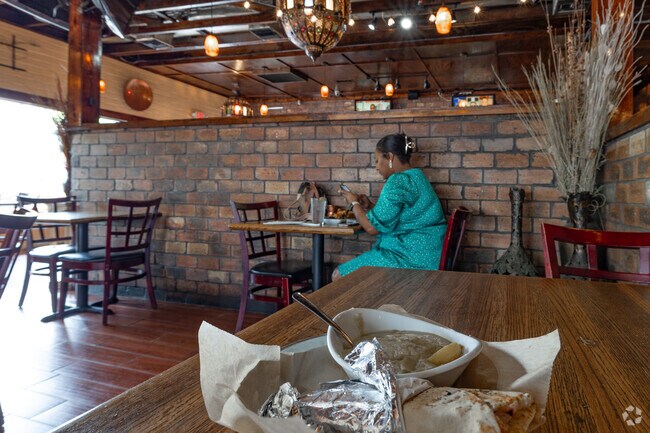 Ollie's has a warm relaxed interior and serves delicious food in Overton.
