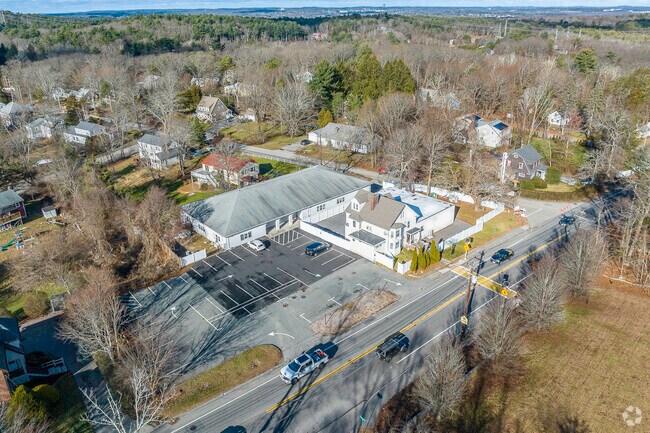Chabad Day School: Modern design and green surroundings from above.