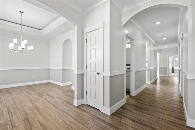 2401 Hart Cut Rd unit 36734825, Slater-Marietta, SC 29661 - photo 5