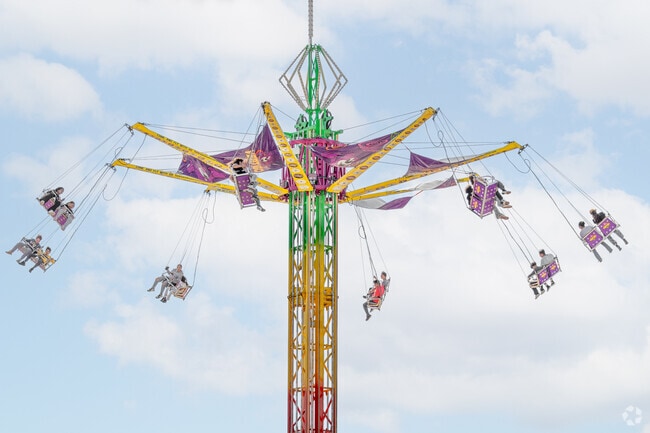 The La Habra Chamber of Commerce announces the 14th annual La Habra Citrus Fair.