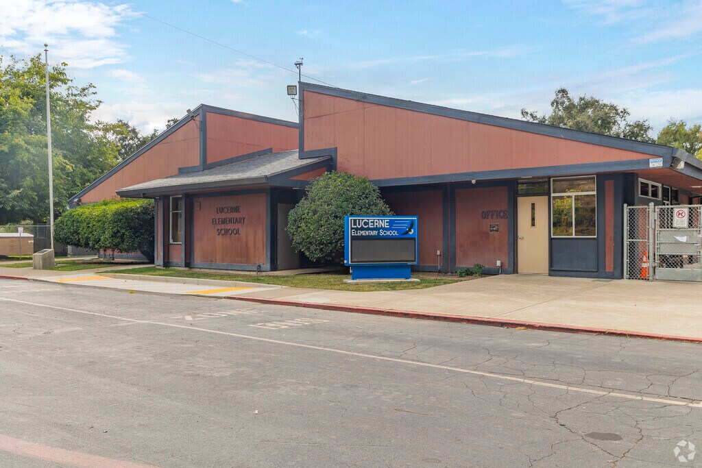 Lucerne Elementary School