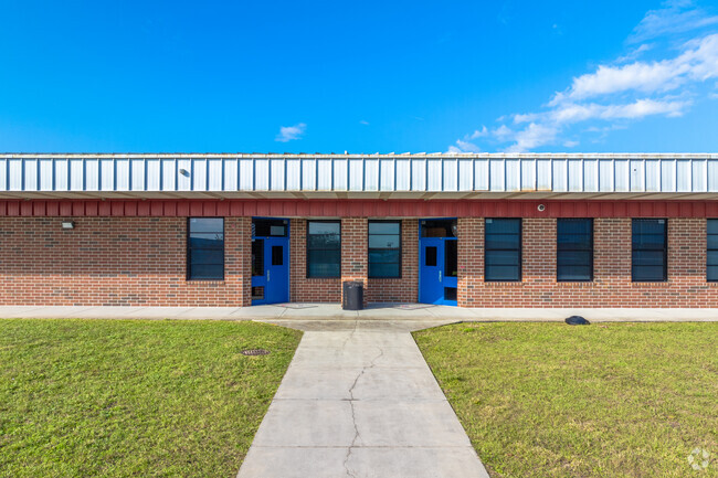 Lake Alfred Polytech Academy is public school located in Lake Alfred, FL.