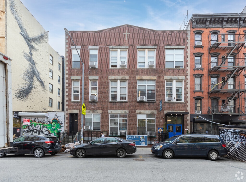 Discover George Jackson Academy in the heart of East Village.