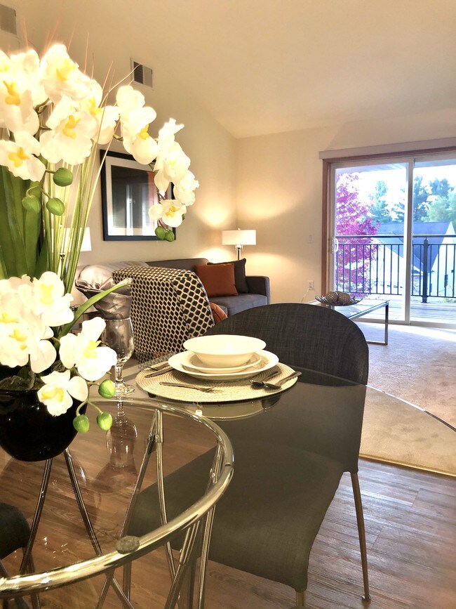 6348 Maywick Dr, Madison, WI 53718