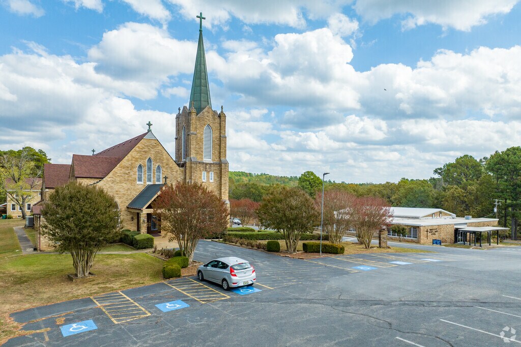 Immaculate Heart of Mary School is a private Catholic school in North Little Rock.