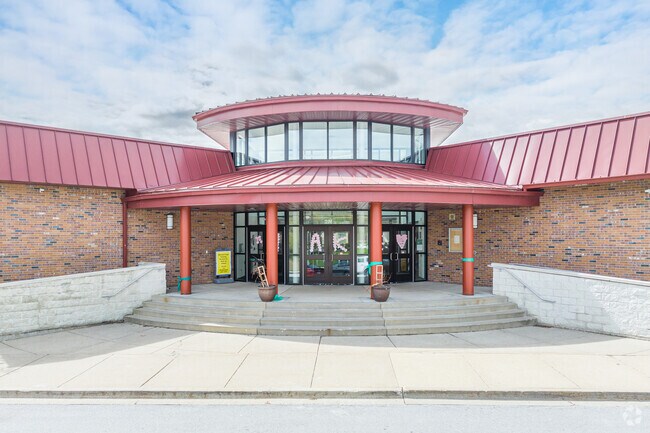 Residents of Oak Hills love sending their children to Palos South Middle School.