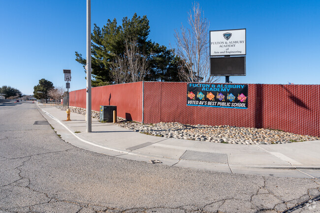 Fulton & Alsbury Academy is ranked #1 in Lancaster Elementary Middle Schools.
