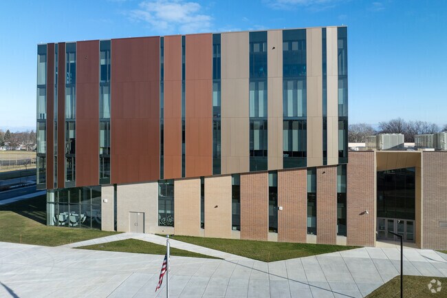 Neal Math and Science Academy is a public Middle School located in North Chicago.