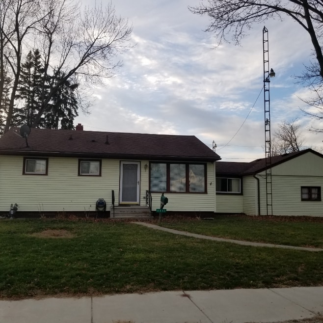 4493 290th St, Toledo, OH 43611 - photo 1