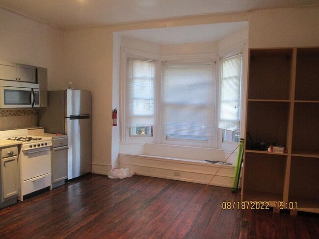 3839 Hamilton St unit 3, Philadelphia, PA 19104 - photo 4