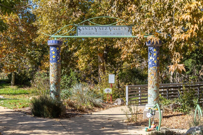 Connected to River View Park, the Botanical garden has a multitude of beautiful plants.