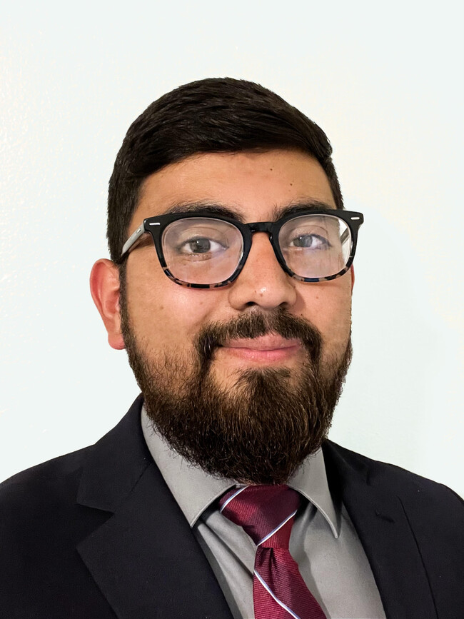 Agent Photo