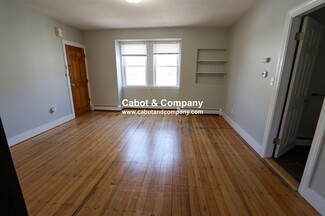 20 Roberts St Unit 5, Brookline, MA 02445
