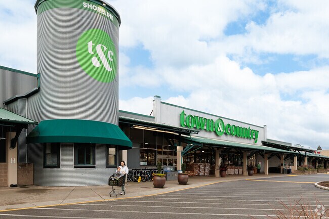 The Town & Country grocery store is the closest grocer for Highland Terrace residents.